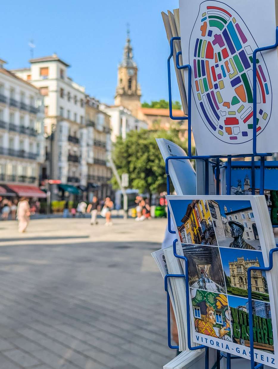 Plaza de la Virgen Blanca
