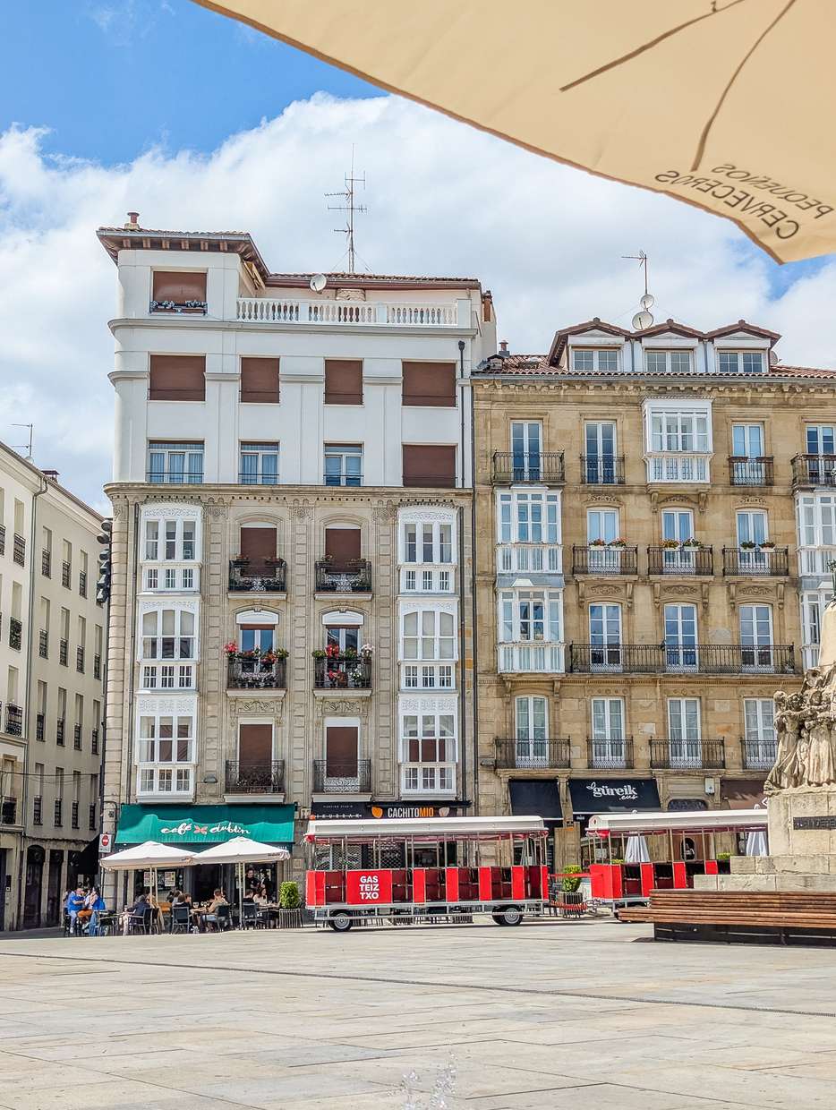 Plaza de la Virgen Blanca Vitoria-Gasteiz