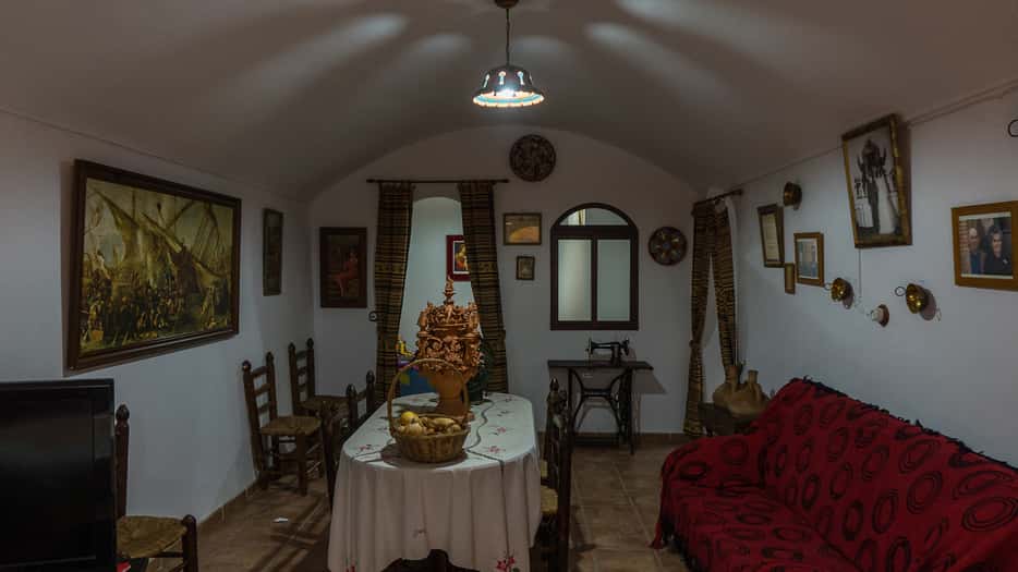 Grotwoning in barrio de las cuevas