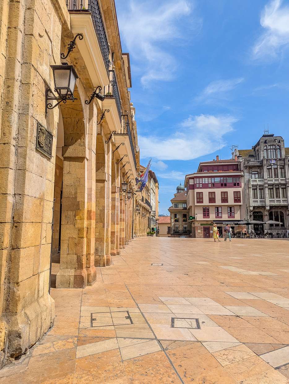 Plaza de la Constitución Oviedo