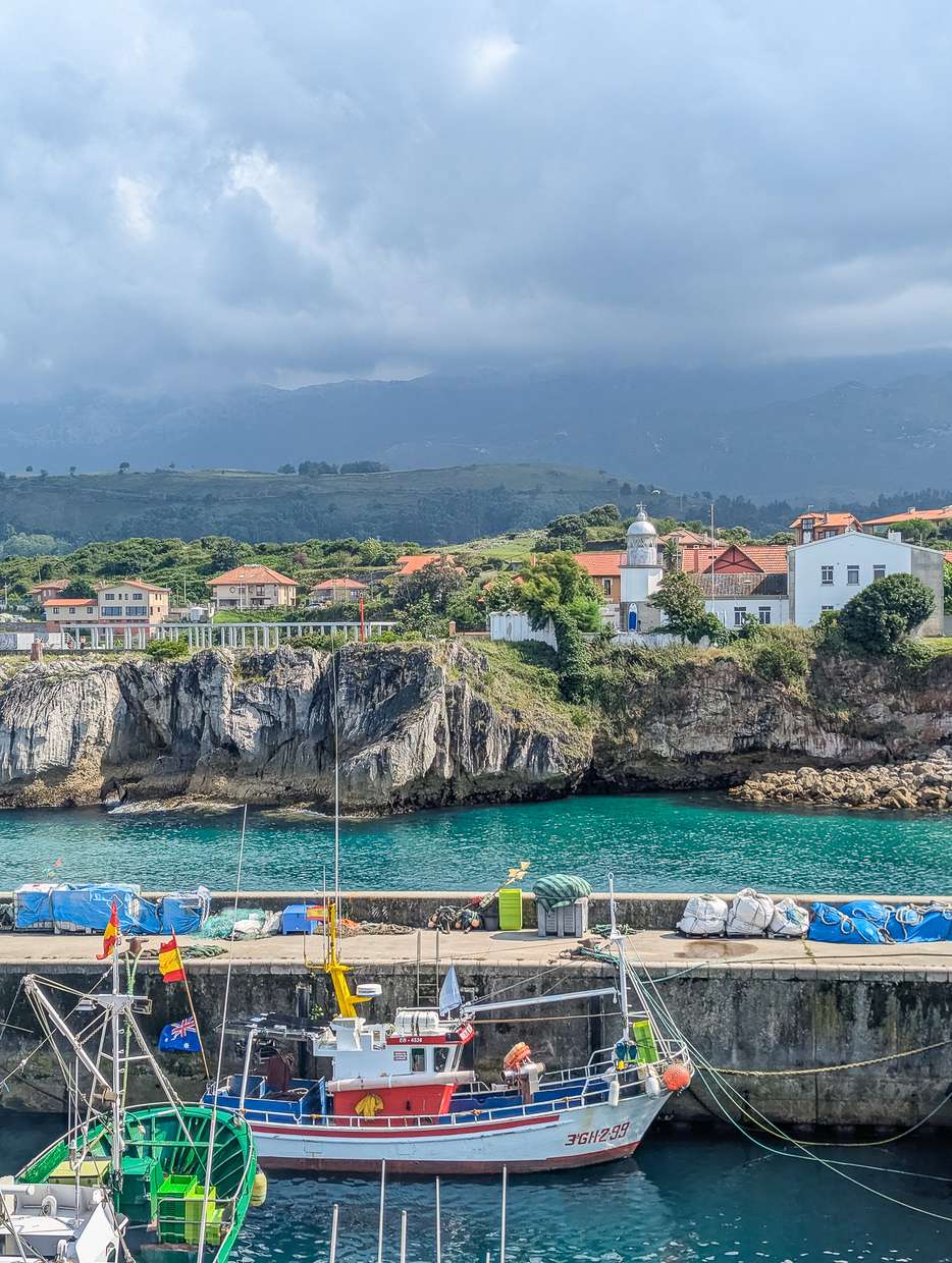 Puerto de Llanes Spanje