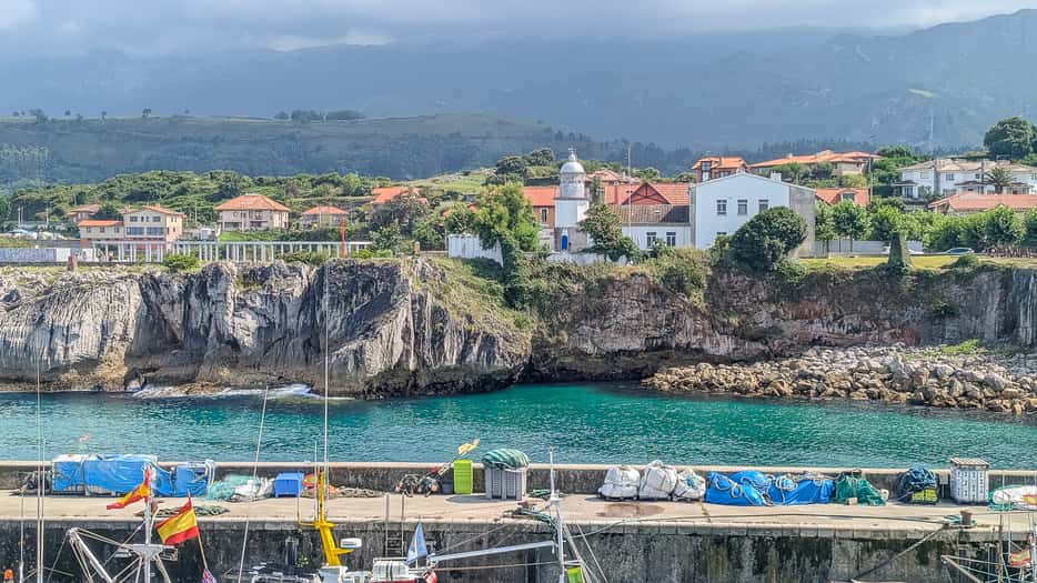 Picos de Europa vanuit Llanes