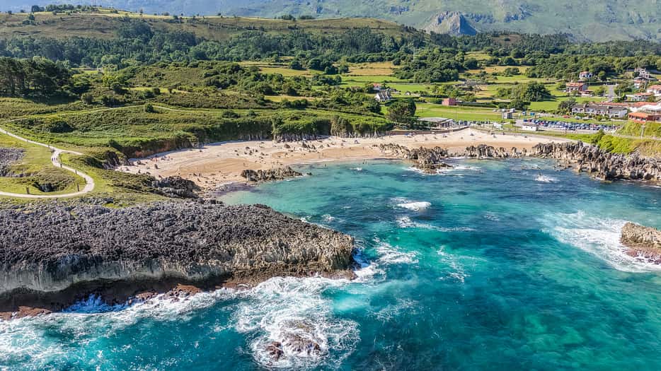 Playa de Toró in Llanes