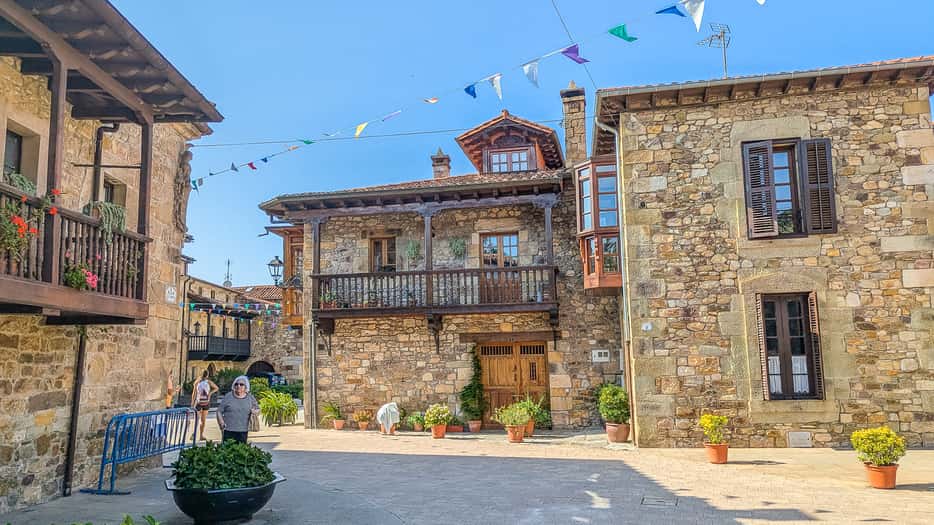 Plaza del Marqués de Valdecilla