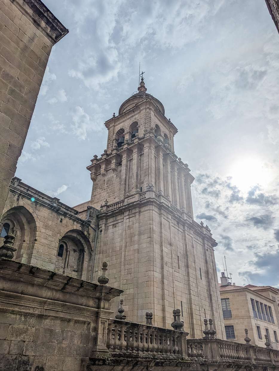 Kathedraal van Ourense toren