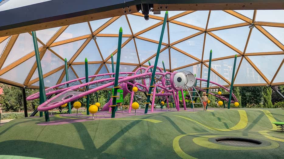 Speeltuin in de wijk Indautxu in Bilbao